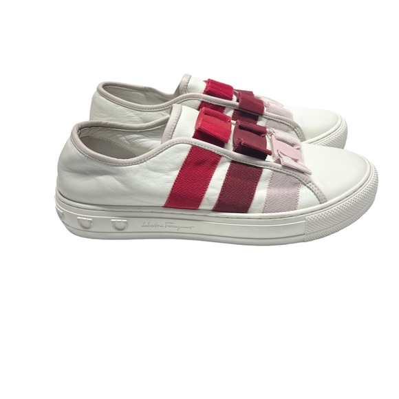 Ferragamo Vara Bow Low Top Sneakers Women’s - Picture 2 of 8